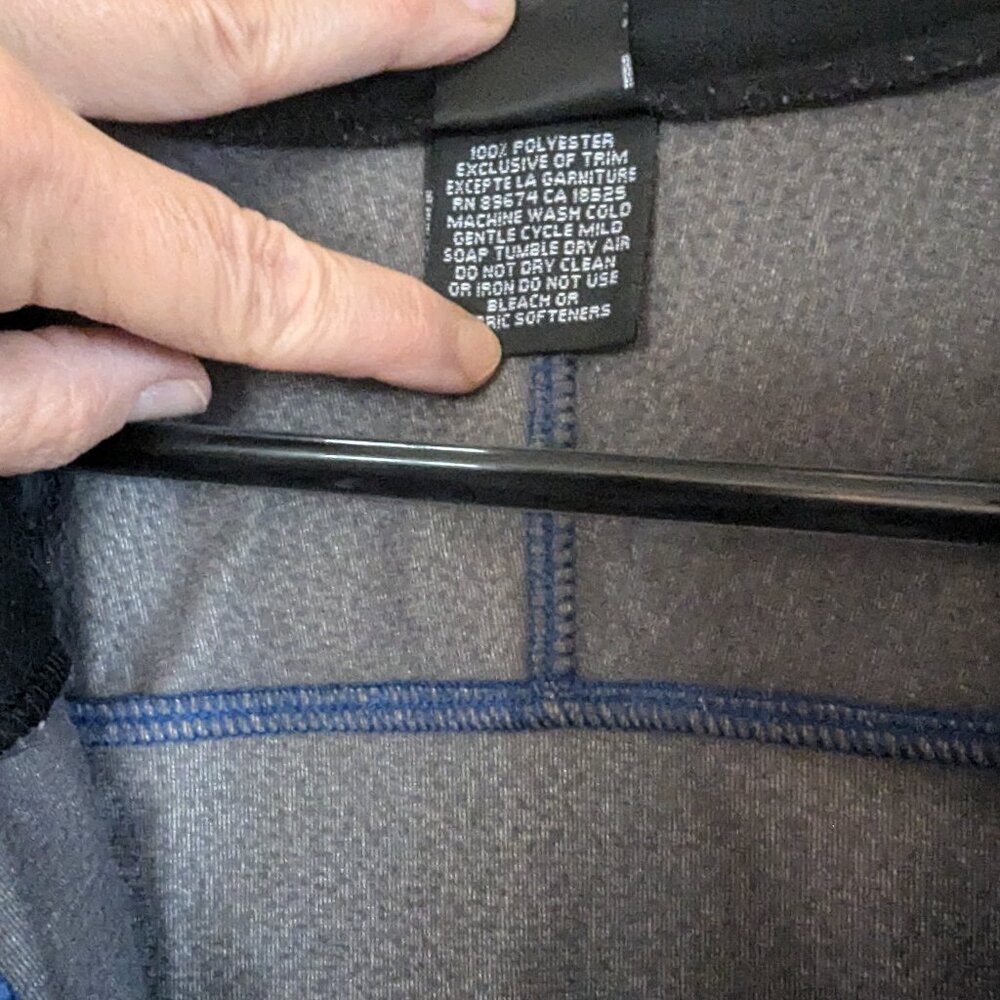 Mountain Hardware Gore Windstopper Partial Zipper… - image 2